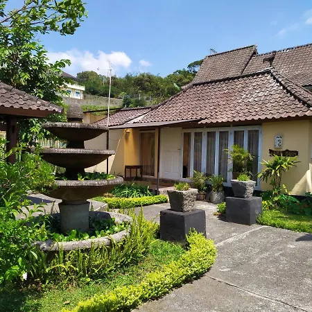 Tropical Garden View Telaga Sari Bedugul Villa